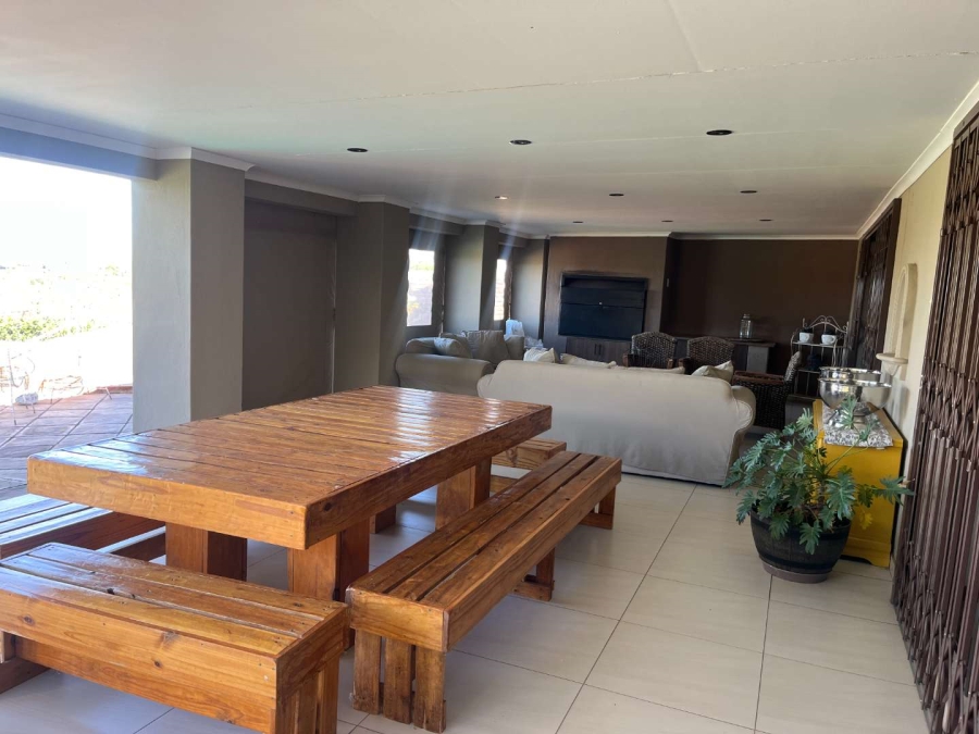 4 Bedroom Property for Sale in Keidebees Northern Cape